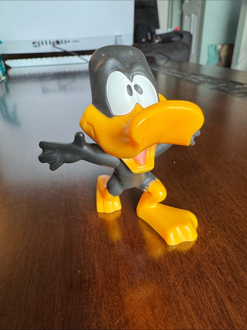 McDonald’s Looney Tunes Daffy Duck Collectible Figurine Toy